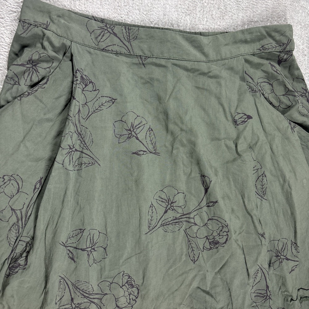 Old Navy Green Floral Pull Up Skirt With Pockets Size Extra Small - Picture 2 of 12